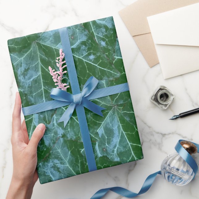 Myrtle English Ivy Wrapping Paper (Gifting)