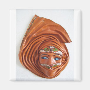 Mysterious. Magnet