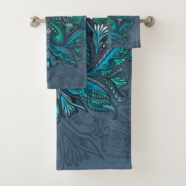 Mystic Peacock Feathers  Bath Towel Set (Insitu)
