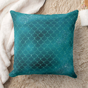 Mystical Dark Mermaid Scales & Ocean Trident illow Cushion