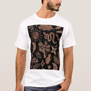 Mystical symbols: snake, sun, moon. T-Shirt