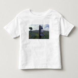 N.A., USA, Texas, Llano, Blue Lantern, Oak tree Toddler T-Shirt