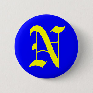 N - OLD ENGLISH 6 CM ROUND BADGE
