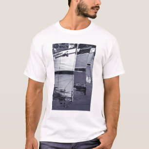 NA, Canada, Nova Scotia, Digby. Fishing boats; T-Shirt