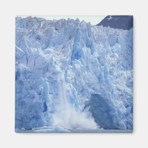 NA, USA, Alaska. Glacier crumbling into water Magnet