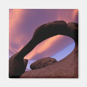 NA, USA, California, Eastern Sierra, Alabama Magnet