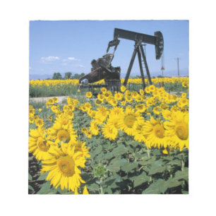 Na, USA, Colorado, Sunflowers, Oil Derrick Notepad