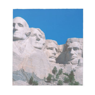 NA, USA, SD, Mount Rushmore. Notepad