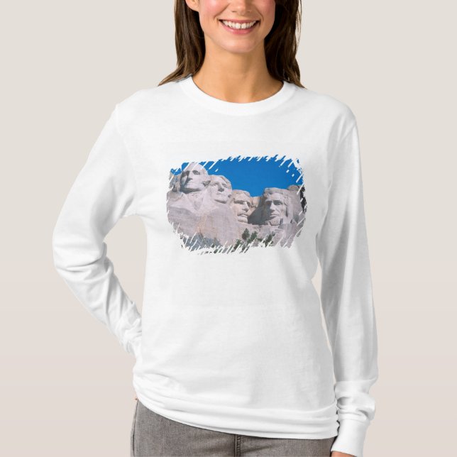 NA, USA, SD, Mount Rushmore. T-Shirt (Front)