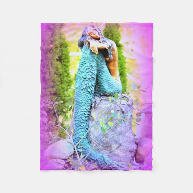 napping mermaid fleece blanket (Front)