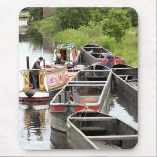 NARROWBOATS ON THE CANAL MOUSE PAD
