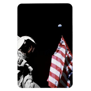 NASA Apollo 17 Astronaut Flag Earth Moon Photo Magnet