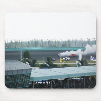 Nascar crash Mouse pad