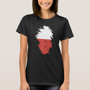 National Flag of Malta souvenir for men women T-Shirt