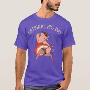 National Pig Day March 1 gift Premium T-Shirt