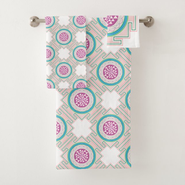 Native American Aztec Pattern Bath Towel Set (Insitu)