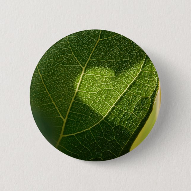 Natural Heart on Green Leaf 6 Cm Round Badge (Front)