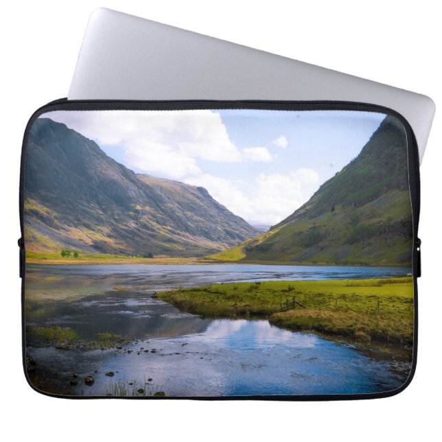 nature wiew,mountain laptop sleeve (Front)