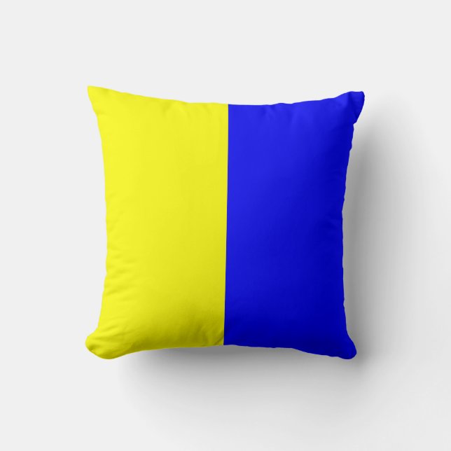 Nautical Flag Signal Letter K Cushion (Front)