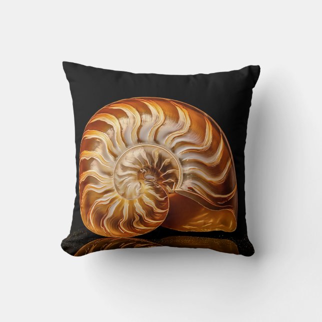 Nautile, golden shell cushion (Front)