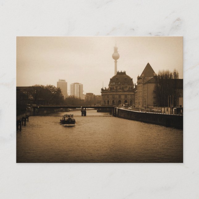 Navegando el Spree Postcard (Front)