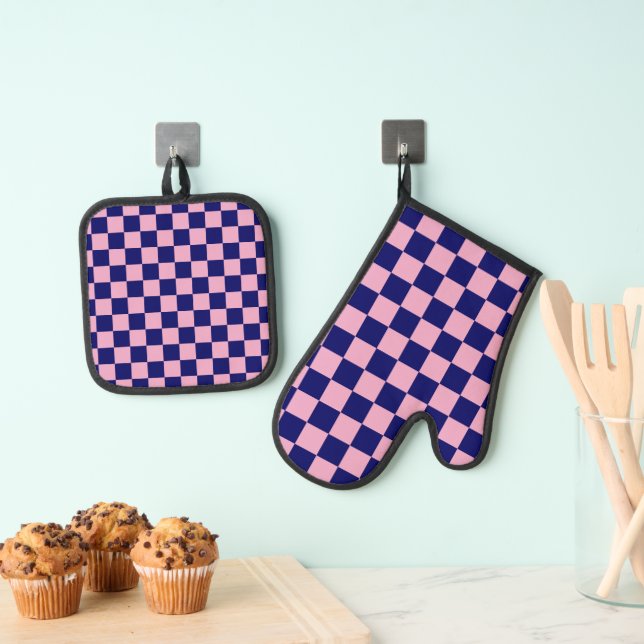 Navy Blue and Light Pink Chequerboard Pattern Oven Mitt & Pot Holder Set (Insitu(Hanging))