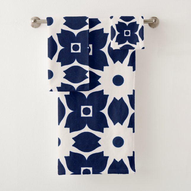 Navy Blue and White Geometric Floral Bath Towel Set (Insitu)