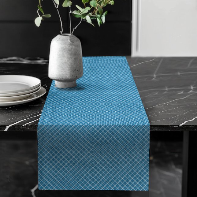 Navy Blue Plaid Table Runner for Classic Dining (Navy Blue Plaid Table Runner for Classic Dining)