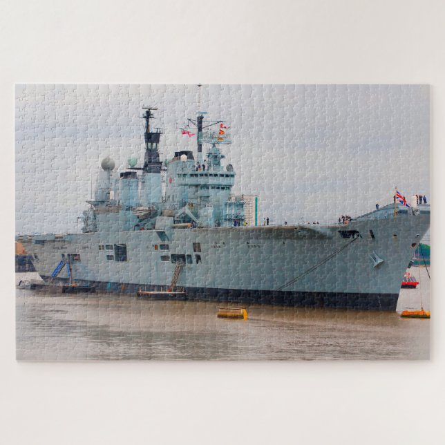 Navy Ships Tourist Attractions on the Thames. Jigsaw Puzzle (Horizontal)
