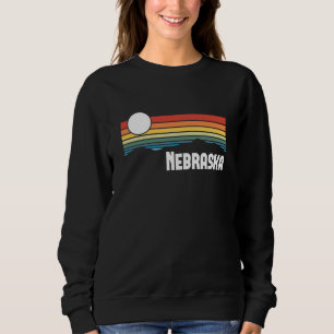 Nebraska Vintage Sunset 80s Retro Summer State USA Sweatshirt