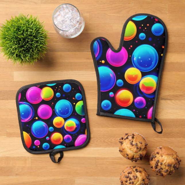 Nebula of Bubbles Oven Mitt & Pot Holder Set (Top Down)