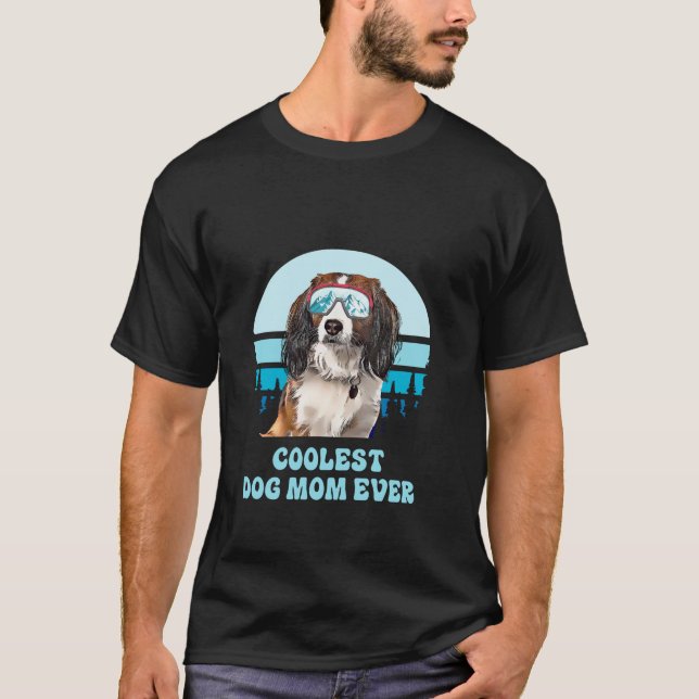 Nederlandse Kooikerhondje Skiing Coolest Dog Mum E T-Shirt (Front)