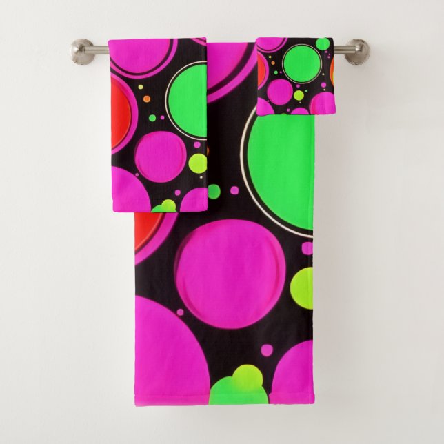 Neon Dot Party Bath Towel Set (Insitu)