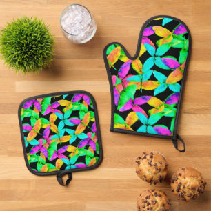 Neonscape Leaf Pattern Oven Mitt & Pot Holder Set
