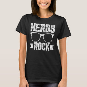 Nerds Rock Computer It Technician Geek Graphic T-Shirt