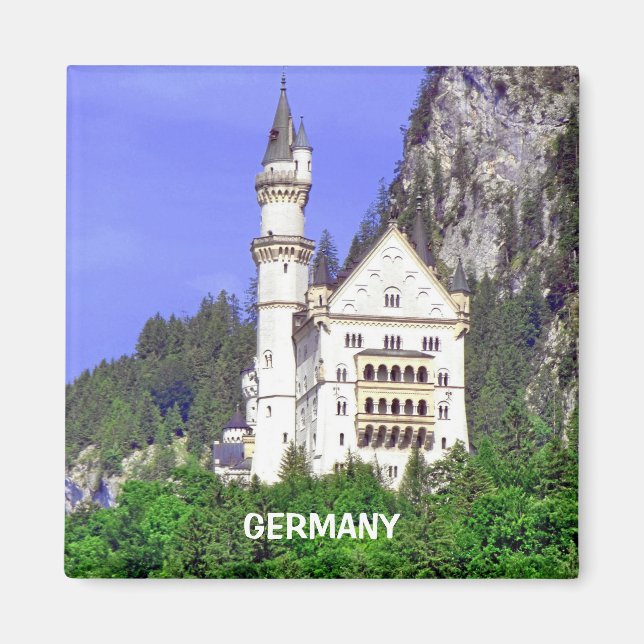 NEUSCHWANSTEIN CASTLE, GERMANY MAGNET (Front)