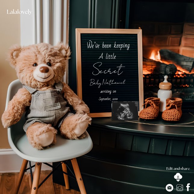 Neutral digital pregnancy announcement  (Creator Uploaded)