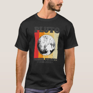 Never Forget Pluto Retro Style Space Science 1930 T-Shirt