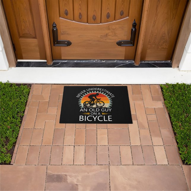  Never Underestimate An Old Guy On A Bicycle Doormat (Outdoor)