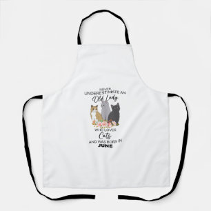 Never Underestimate An Old Lady Who Loves Cats Bor Apron