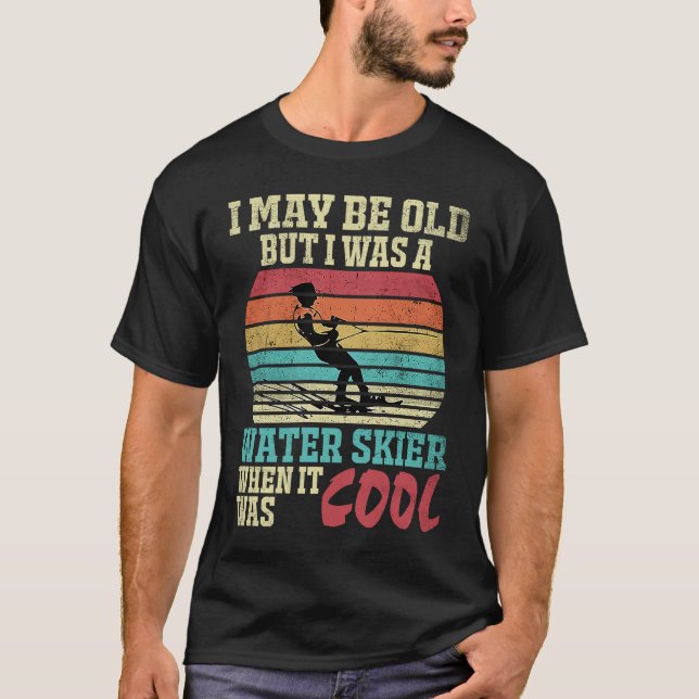 Never Underestimate An Old Man On A Ski  Skiing Sk T-Shirt (Front)