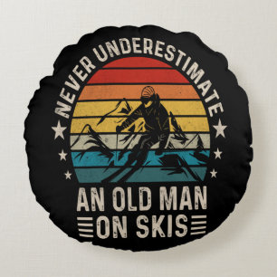 Never Underestimate An Old Man On Skis Retro Round Cushion