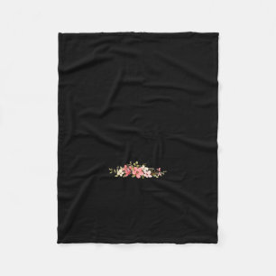 Never Underestimate Old Lady Who Loves Hockey- Hoc Fleece Blanket