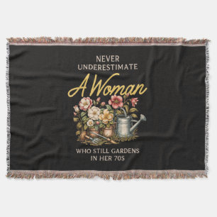 Never Underestimate Woman Gardening Vintage 70s Throw Blanket