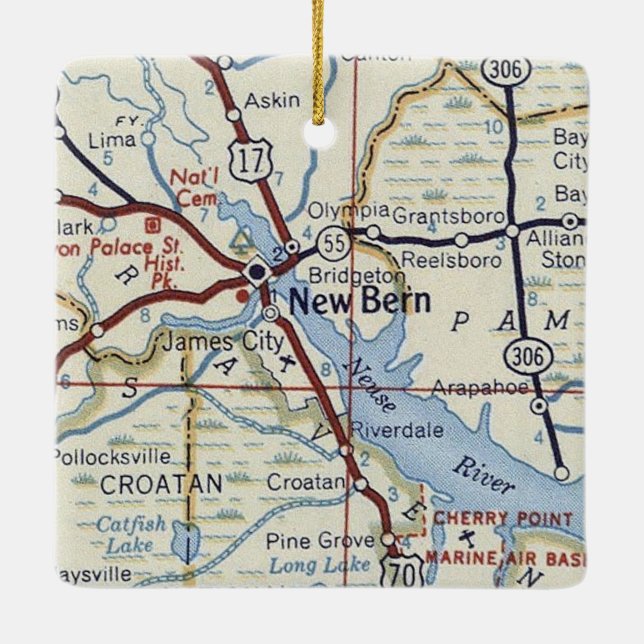 New Bern NC Vintage Map Ceramic Ornament (Back)
