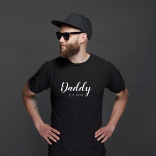 New Daddy Established 2022 typography T-Shirt