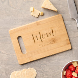 New Mum Elegant Script Mother's Day  Cutting Board