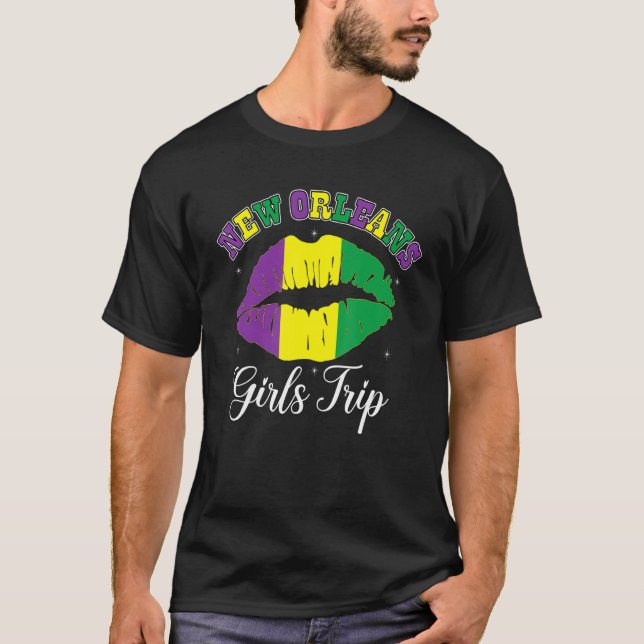 New Orleans  Girls Trip Mardi Gras Flag Women's Li T-Shirt (Front)