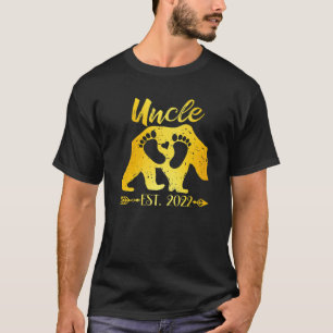 New Uncle Bear Est 2022 Baby Announcement Niece Ne T-Shirt