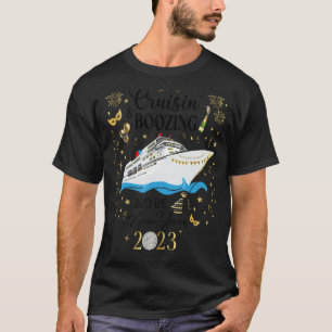 New Year Cruise 2023 NYE Party Boozing Cruisin T-Shirt